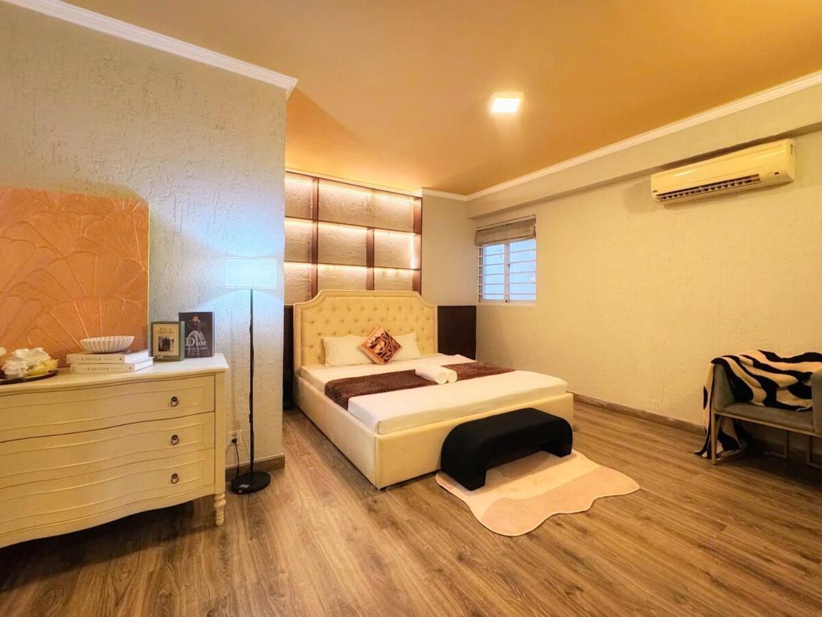 Skyline Luxeretreat 3br 4ba Walk To Bui Vien * TP. Hồ Chí Minh