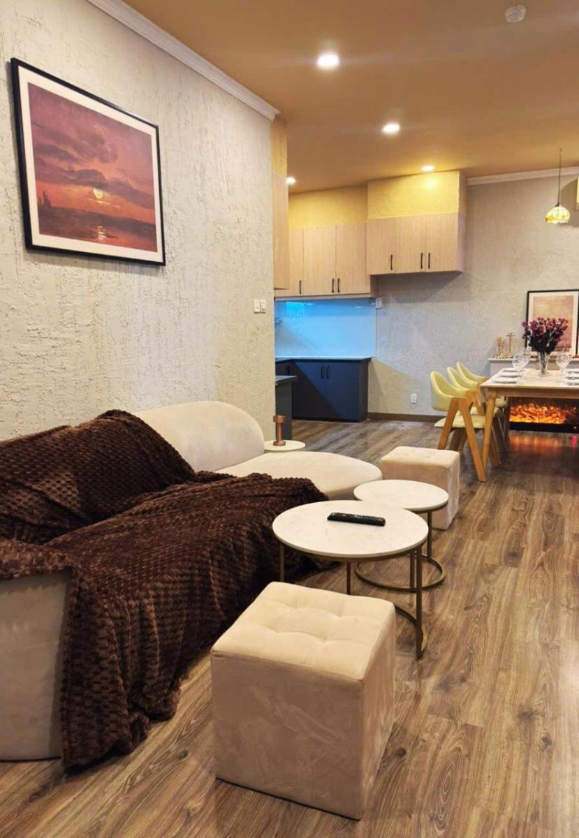 Skyline Luxeretreat 3br 4ba Walk To Bui Vien *